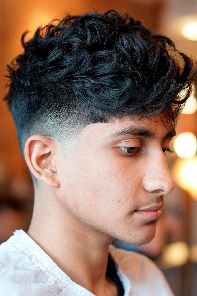 short-curly-hairstyles-for-men-kinky hair style for boys